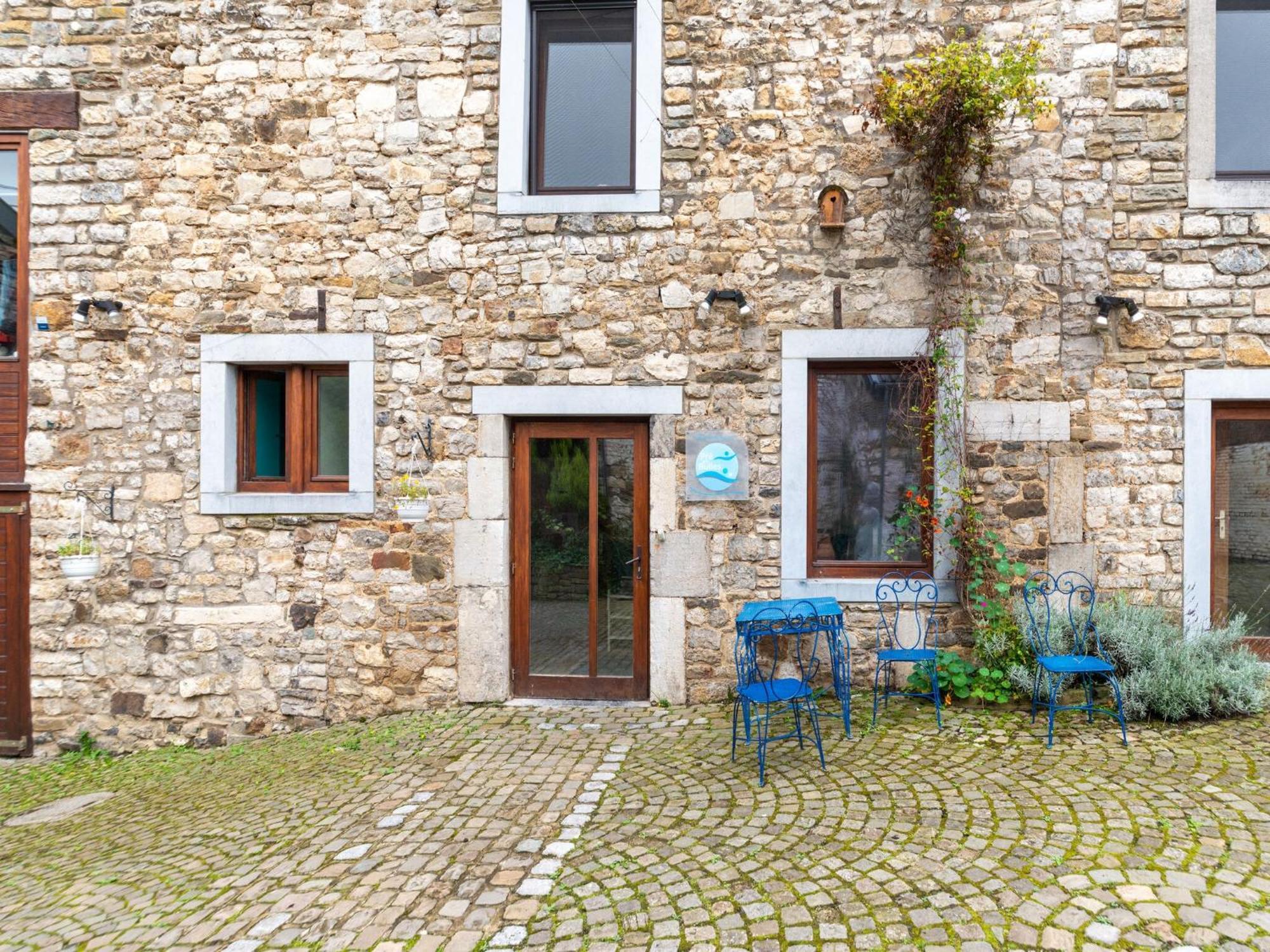 Stunning Home For 5 Adults With Indoor Pool Esneux エクステリア 写真